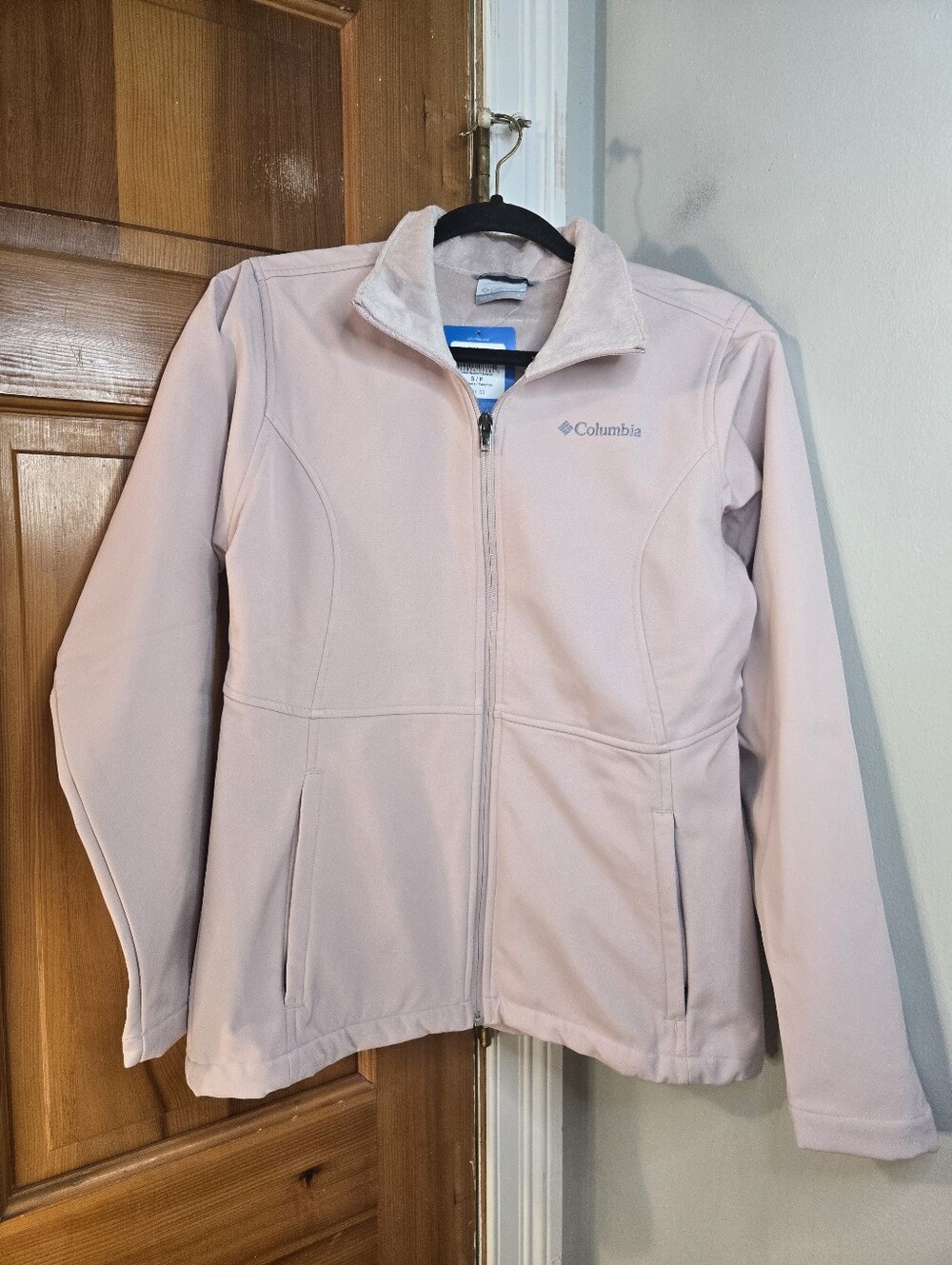 Columbia NWT Light Pink Softshell Jacket Sz Small